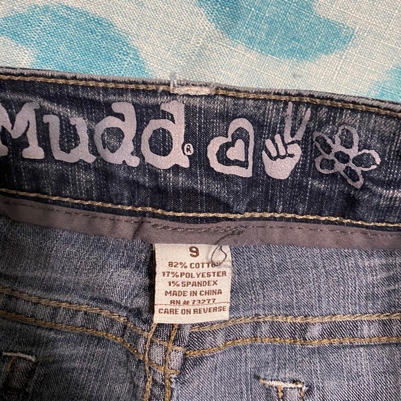 Mudd Acid Wash Skinny Jeans - Picture 5 of 5